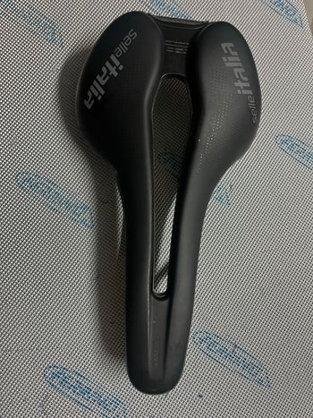 Used Selle Italia flite superflouw 2024 bike