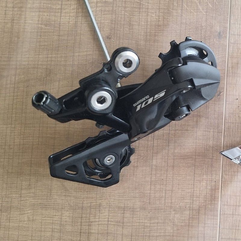 Shimano 105 2x11 Derailleur Set 2026 Drivetrain & Pedals d'occasion
