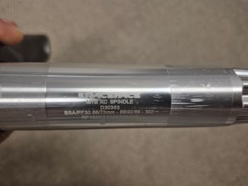 Used Race Face Next R Cinch Crank Arms + Axle bike — image 7 of 16