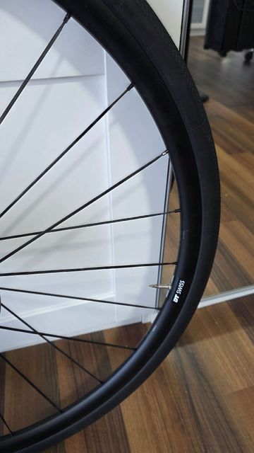 Brugt Dt Swiss E1850 23 Spline Wheelset 2022 bike — billede 8 af 13