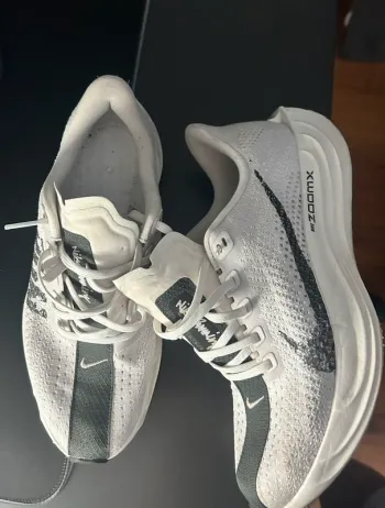 Used Nike Pegasus Turbo 2 bike — image 2 of 5