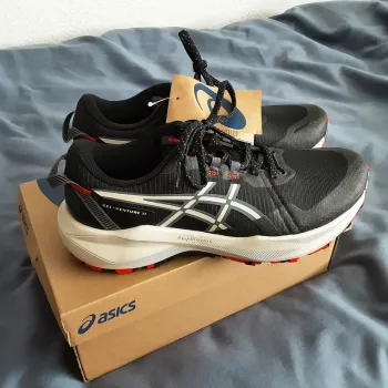 Gebrauchtes Asics Gel Venture 11 bike