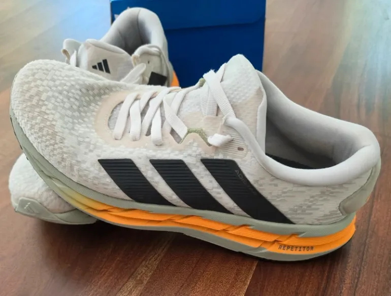 Gebrauchtes Adidas Laufschuhe bike — Bild 3 von 4