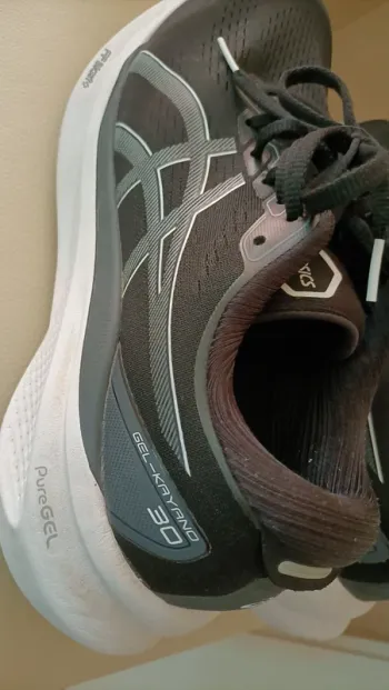 Używany Asics Gel Kayano 30 bike — zdjęcie 3 z 10