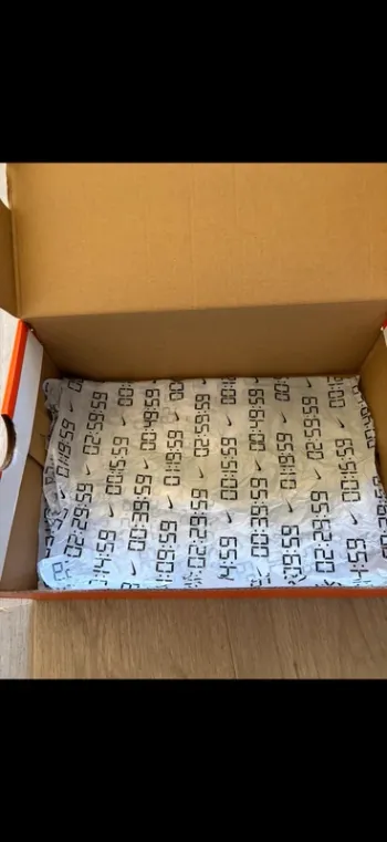 Käytetty Nike ZoomX Vaporfly Next% 3 bike — kuva 14 / 15