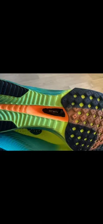Käytetty Nike ZoomX Vaporfly Next% 3 bike — kuva 10 / 15