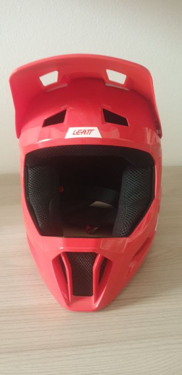 LEATT gravity 1.0 2025 bike d'occasion — image 2 sur 2