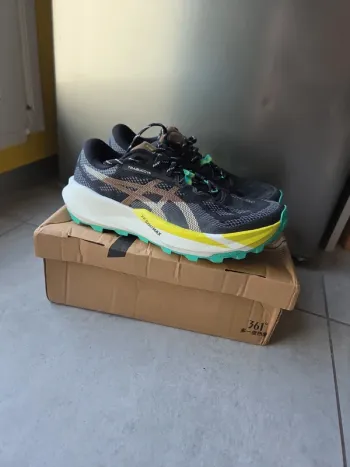 Brugt Asics Gel Trabuco 14 bike