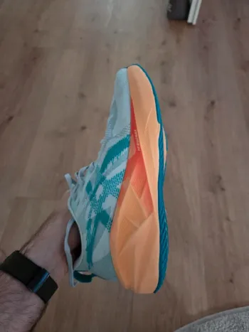 Asics Novablast 5 bike usato — immagine 2 di 6