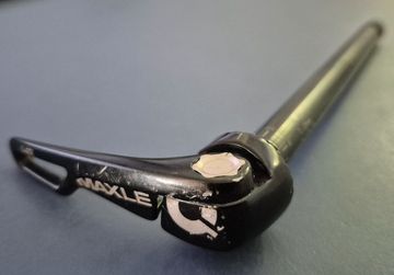Used RockShox Maxle Ultimate bike — image 1 of 4