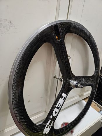 HED. REAR HED 3 TRACK bike usato — immagine 7 di 9