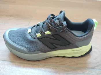 New Balance Garoe V2 bike d'occasion — image 4 sur 7