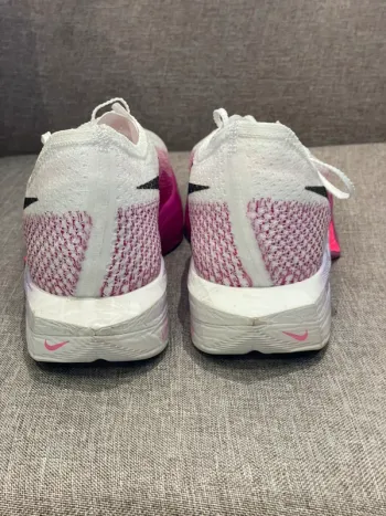 Gebrauchtes Nike ZoomX Vaporfly Next% 3 bike — Bild 3 von 4