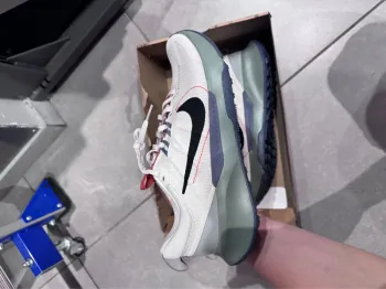 Gebrauchtes Nike Baskets taille 40 bike