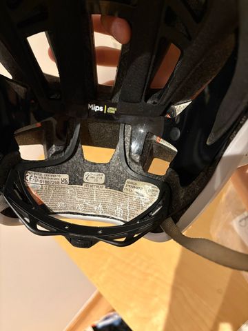 Used Specialized Search Helmet 2025 bike — image 8 of 8