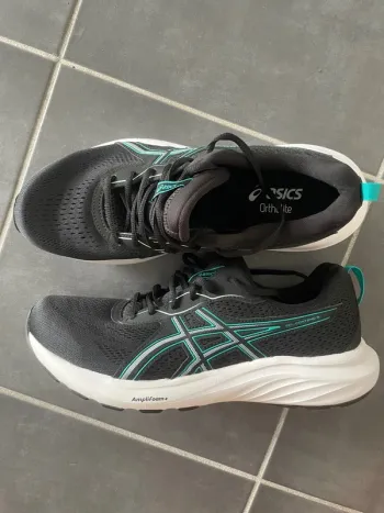 Gebrauchtes Asics Gel Contend 9 bike