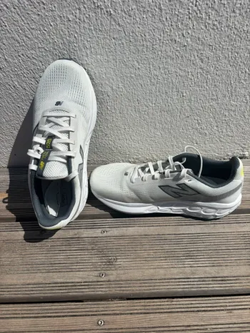 Gebrauchtes New Balance 520 bike — Bild 2 von 6