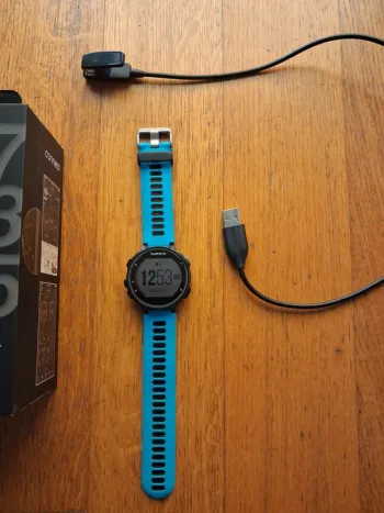 Gebrauchtes Garmin Forerunner 735XY bike — Bild 2 von 3