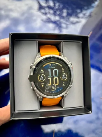 Garmin Fenix 8 Amoled Sapphire 2026 bike d'occasion — image 2 sur 3