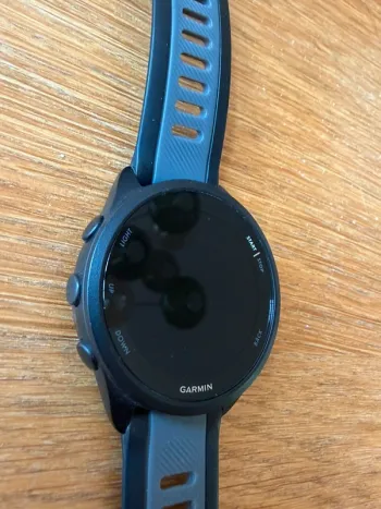Used Garmin Forerunner 165 bike — image 4 of 5