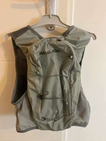 Used Salomon ADV skin 8 bike — image 2 of 3
