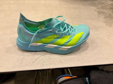 Adidas Adios Pro 4 2026 Running Shoes d'occasion