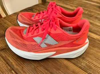 Použité New Balance FuelCell Rebel V5 bike