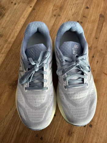 Gebrauchtes New Balance 880 bike