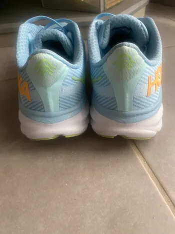 Used Hoka Clifton 9 bike — image 3 of 6