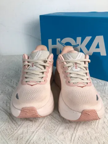Tweedehands Hoka Bondi 9 bike — afbeelding 2 van 15