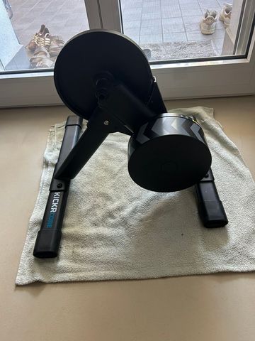 Gebrauchtes Wahoo KICKR CORE 2 2025 bike — Bild 2 von 4