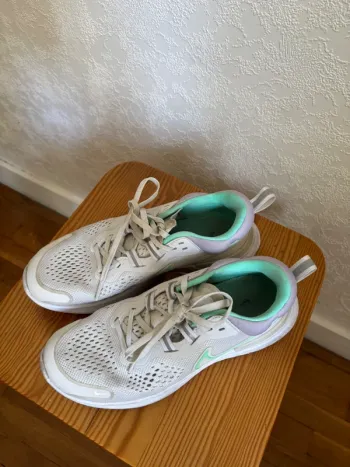 Gebrauchtes Nike running sneakers bike — Bild 2 von 3
