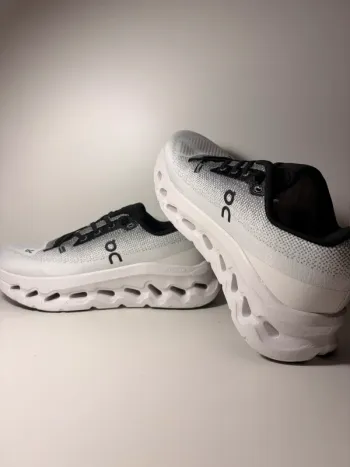 Used On Running Cloud bike — image 3 of 6