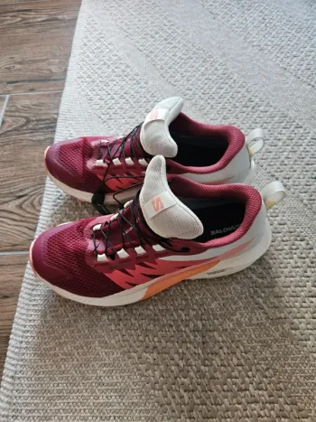 Używany Lauf Damen Salamon Trekkingschuhe bike — zdjęcie 3 z 4