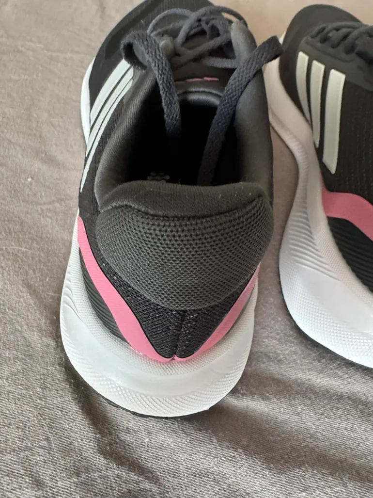 Adidas Runfalcon 5 bike usato — immagine 3 di 5