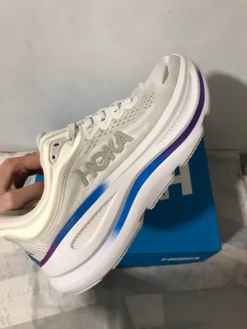 Hoka Chaussure size 39 bike d'occasion — image 4 sur 14
