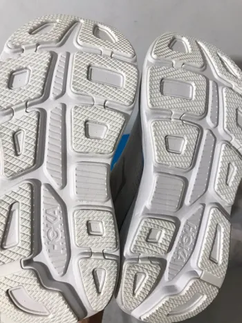 Hoka Chaussure size 39 bike d'occasion — image 14 sur 14