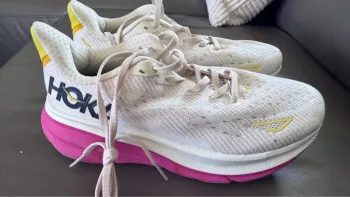 Hoka Clifton 9 bike d'occasion