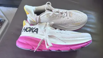 Hoka Clifton 9 bike d'occasion — image 5 sur 9