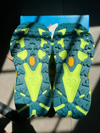 Used Hoka Speedgoat 7 bike — image 5 of 6