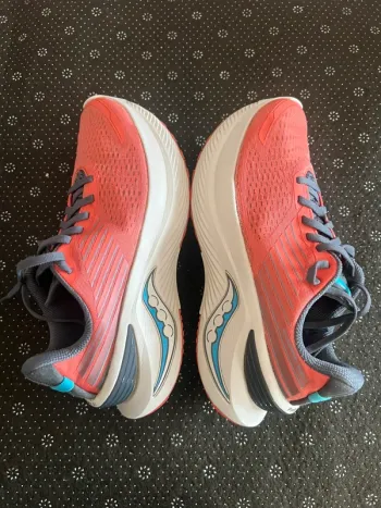 Gebrauchtes Saucony Endorphin Shift 3 bike — Bild 3 von 5