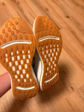 Gebrauchtes Nike Sportschuhe Gold bike — Bild 8 von 10