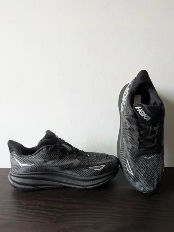 Hoka Clifton 9 bike d'occasion