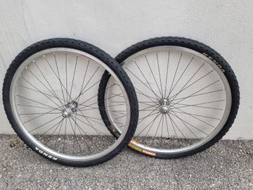 Used Frm /Mavic 26er Wheels bike — image 2 of 5