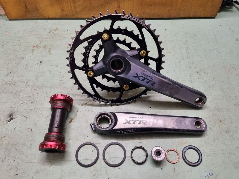 Used Shimano XTR FC-M970 Drivetrain & Pedals