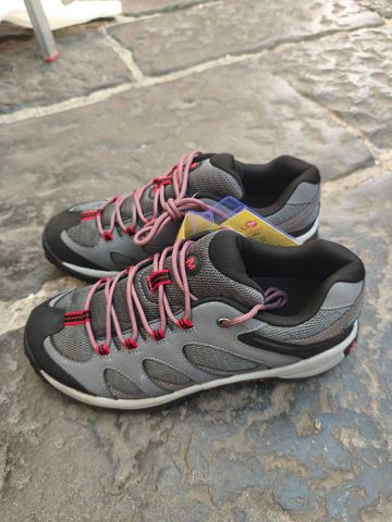 Merrell Trekking Shoes 2019 Hiking d'occasion