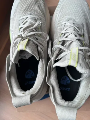 Asics Nimbus 27 TR bike d'occasion — image 5 sur 7
