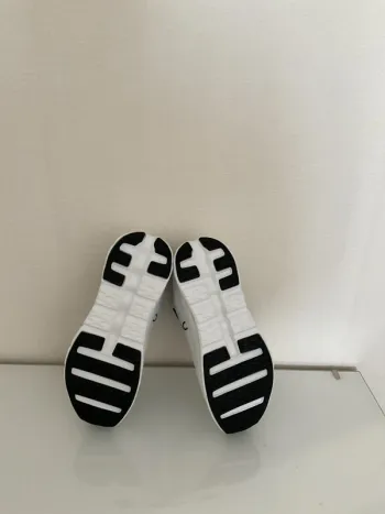 Gebrauchtes On Running shoes size 43 bike — Bild 5 von 5