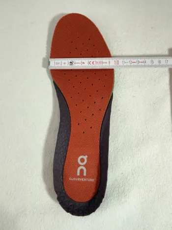 Gebrauchtes Orange Cloudventure bike — Bild 9 von 9