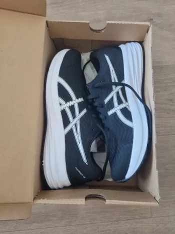 Brugt Asics Chaussure de sport bike